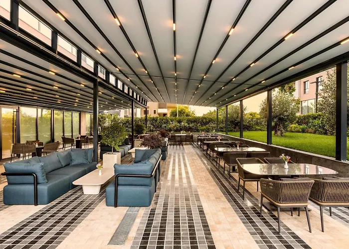 Mercure טיראנה