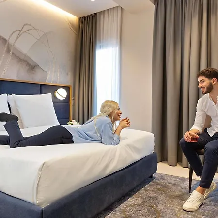 Mercure Tirana