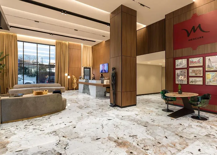 Отель Mercure Тирана